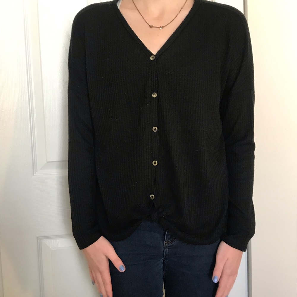 Black Francesca’s Sweater (Size M)